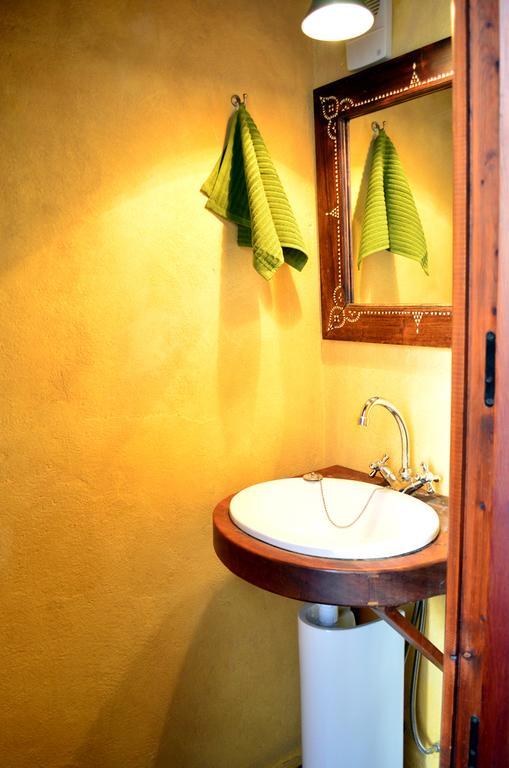La Casa De Blas Hotel Seville Room photo